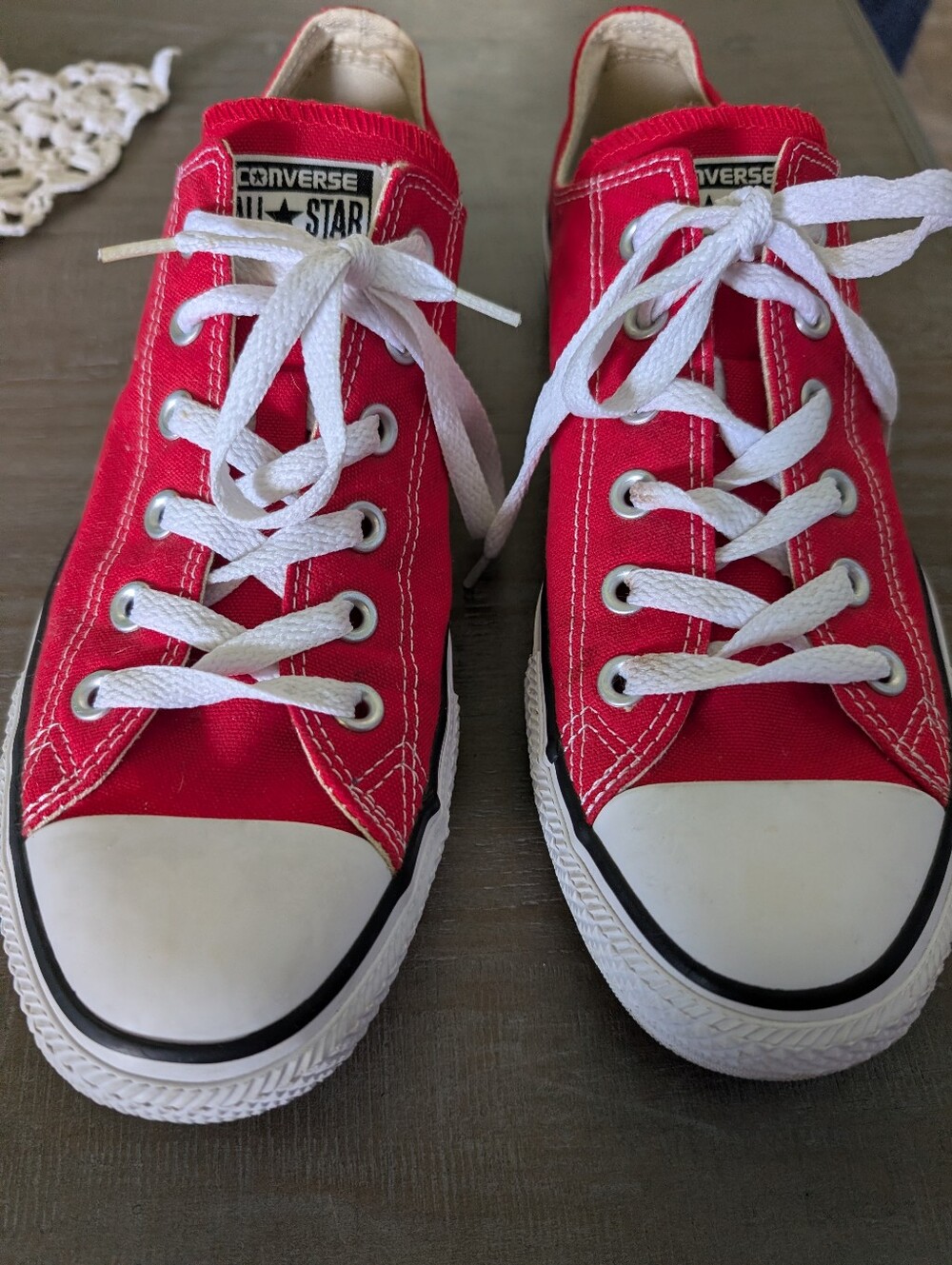 Converse WomensRed Low-Top Canvas Sneakers with White Laces Size 10 Mens 8